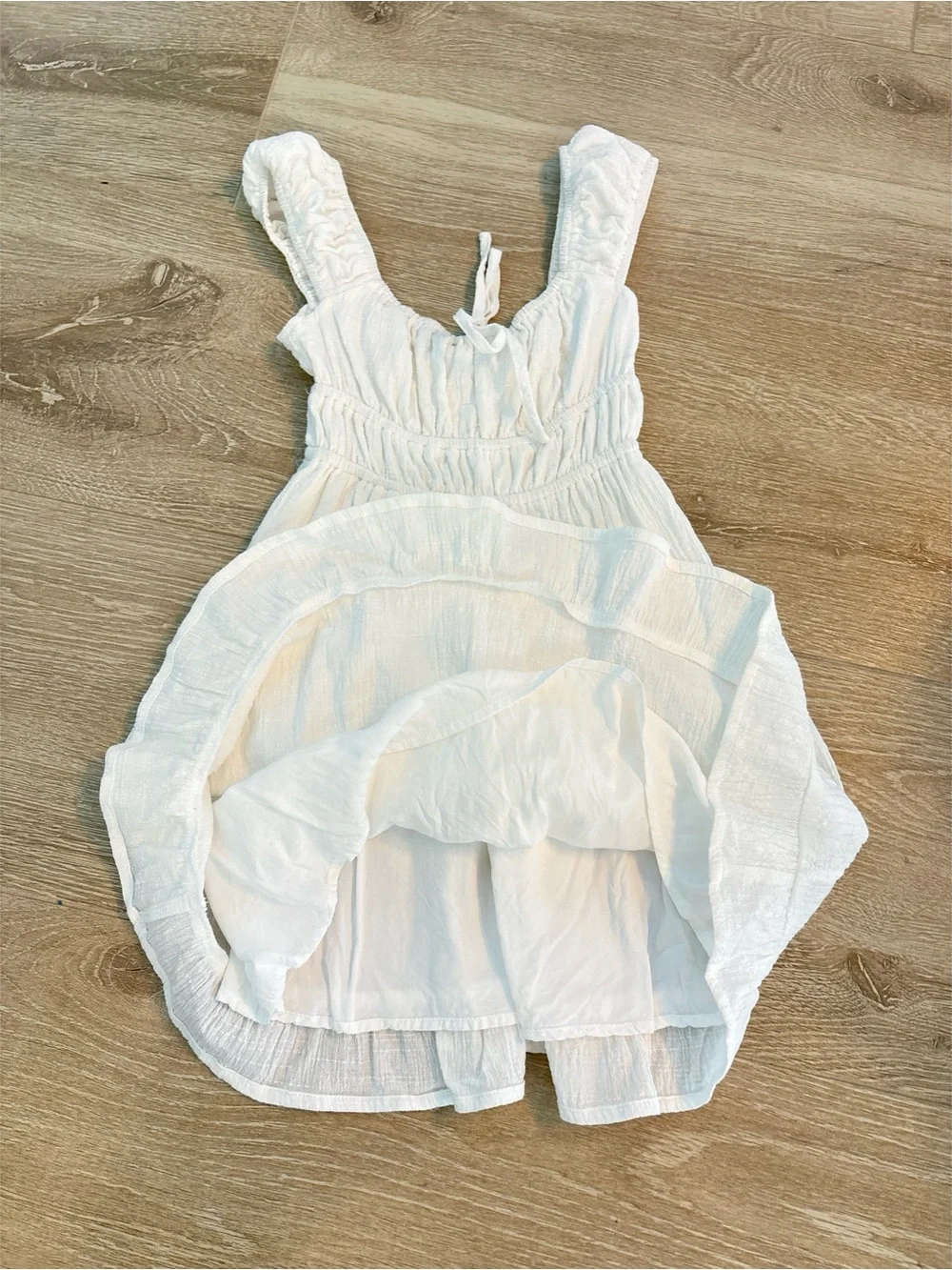 Like new: Moolala White Cotton Ruffle-Trim dress sz 10